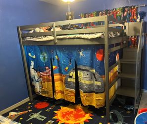 Full size bed