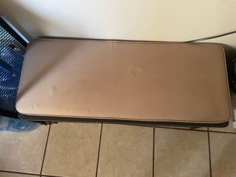 Shoe bench
