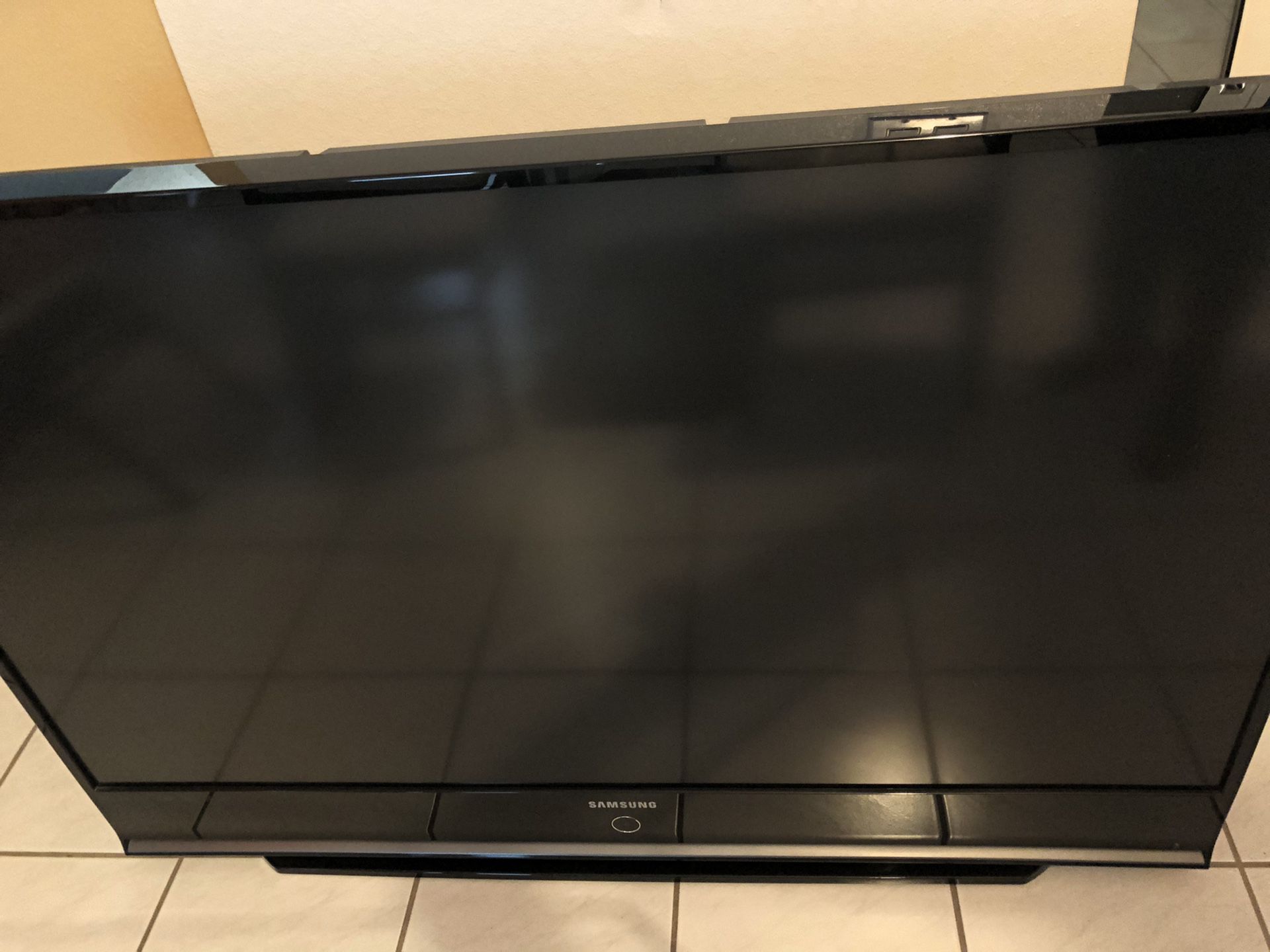 Samsung TV - 55” Inches