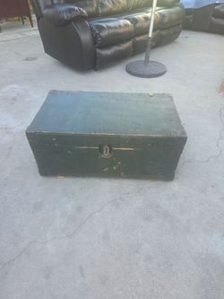Vintage Storage Chest Trunk