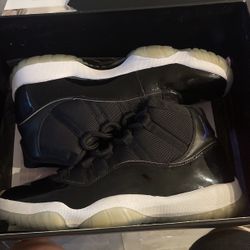 Jordan 11 Space Jam
