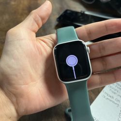 Apple Watch Series 8