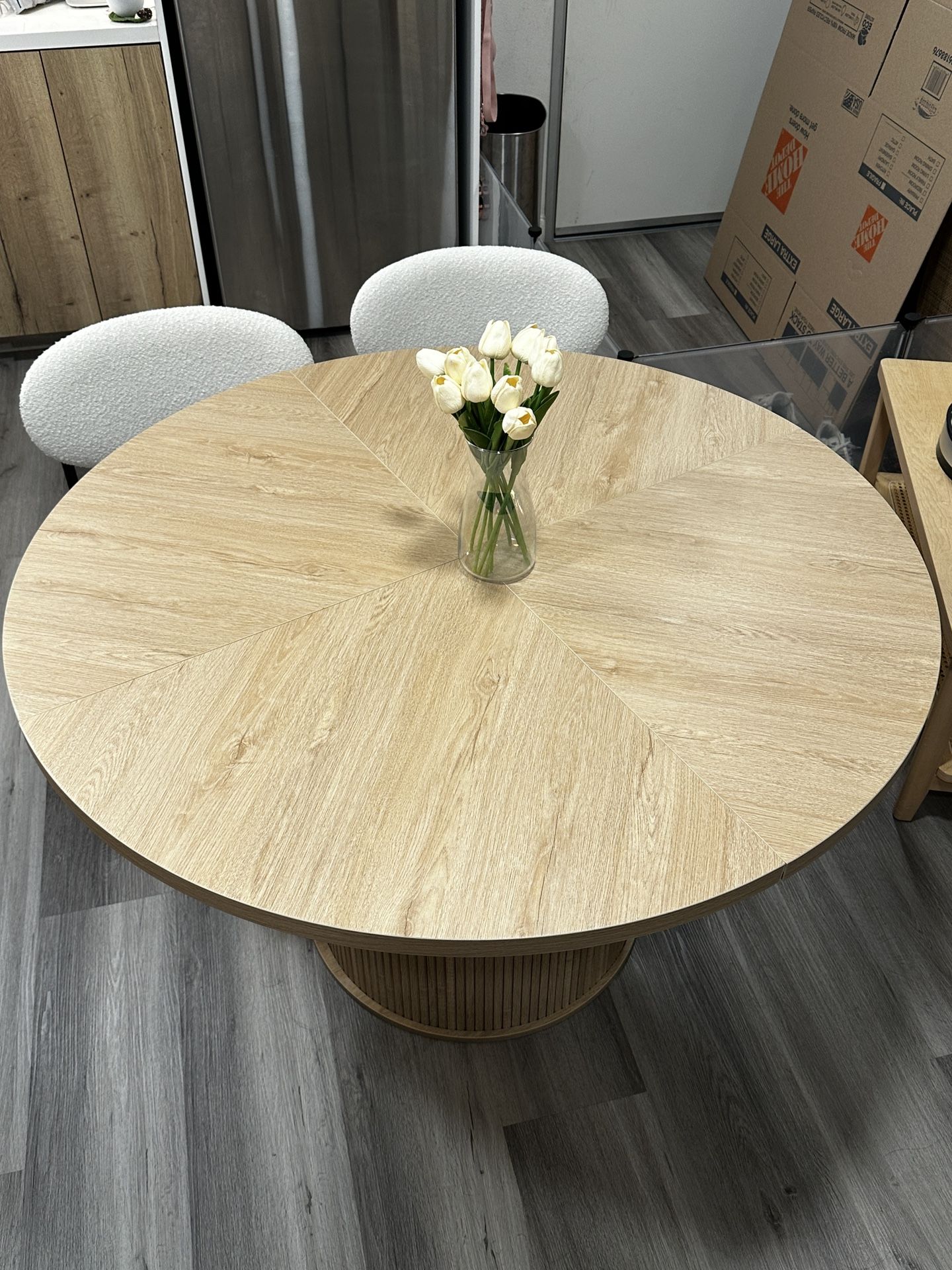 Table & Chair
