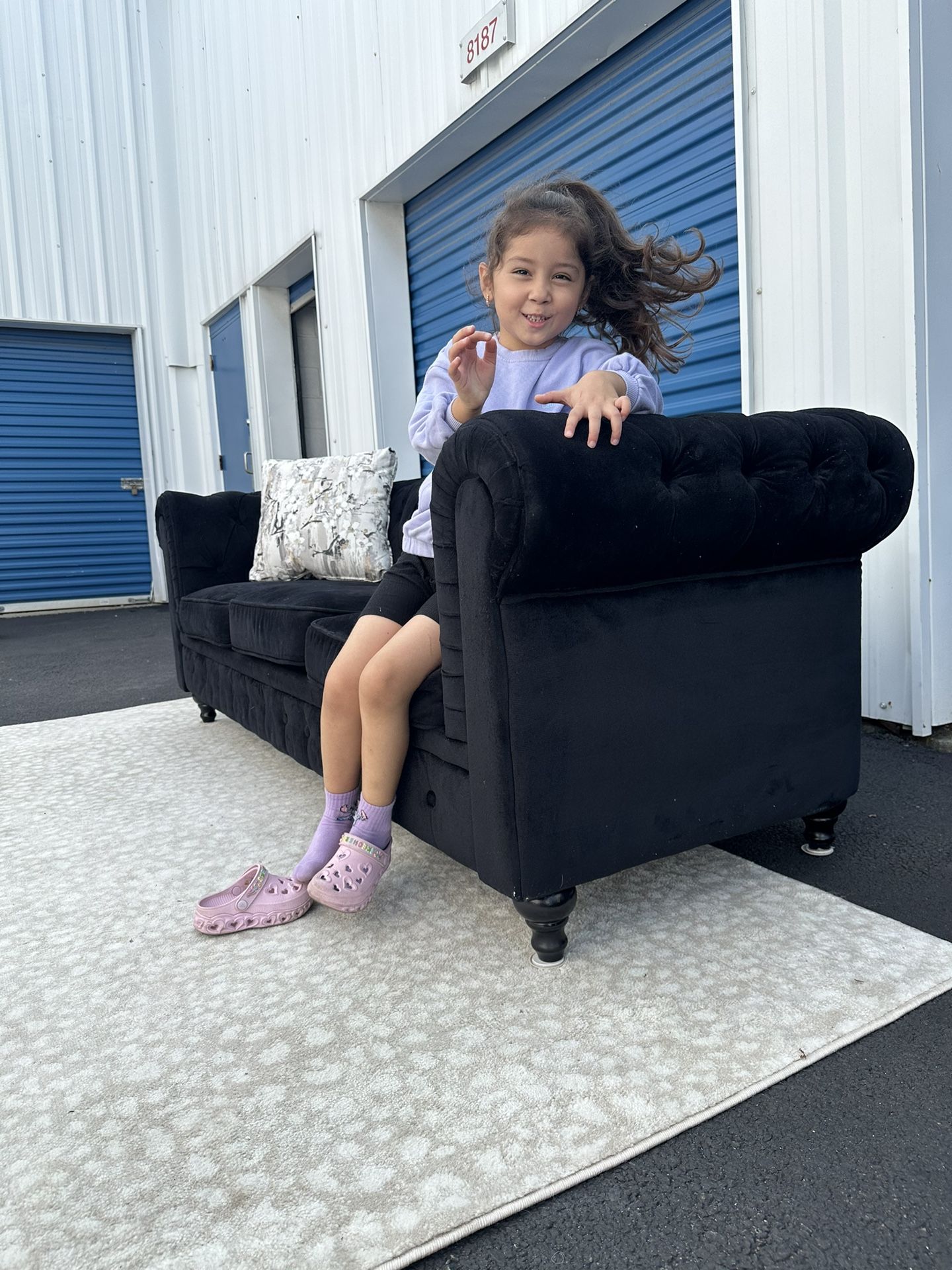 🚚FREE DELIVERY🚚 Black Velvet 3 Seater Sofa, Classic Black Velour Chesterfield Sofa