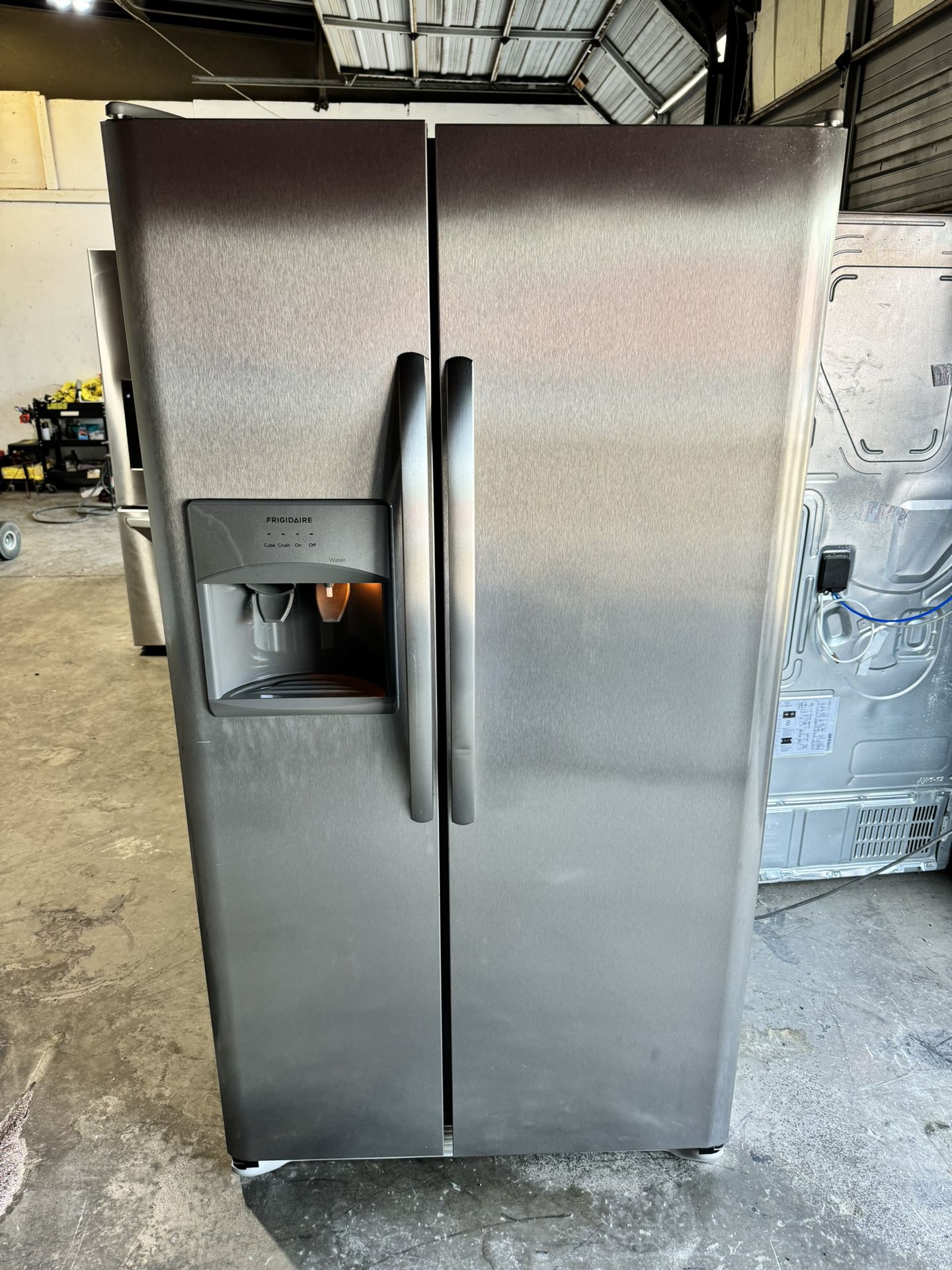 Frigidaire Refrigerator Stainless Steel 36 "width 