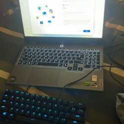 Gaming Laptop New! 900$ Can Work With A Price Comes With Everything 