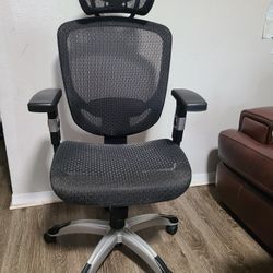 Ergonomic Office desk chair -- MOVING SALE‼️ Orlando 