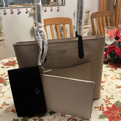 Kate Spade new york saff warm beige purse 