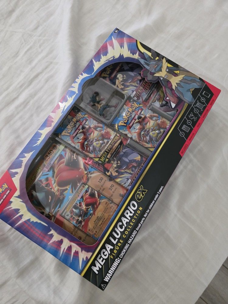 Mega Lucario Ex Figure Collection