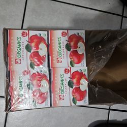 Organic fruits for babys