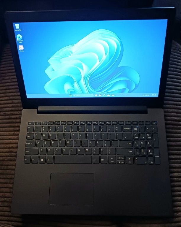 Like New Lenovo 16 Inch Laptop Windows 11