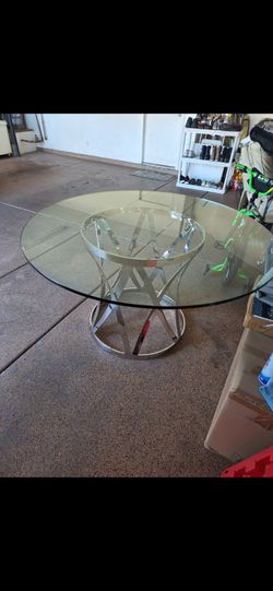 Like New dining table