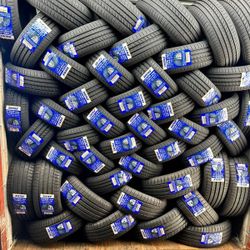 225 60 17 Set Of Tires 