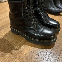 Dr Marten Black Boots