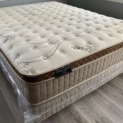 Ck Organic Cloud Edition Europillow Top 12inch Mattress!!