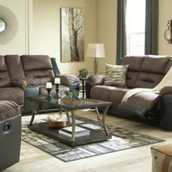Earhart Chestnut Reclining Living Room Set

