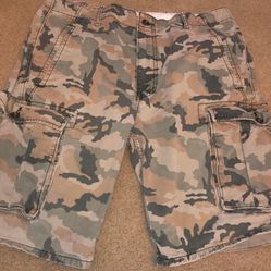 Mens size 34 euc