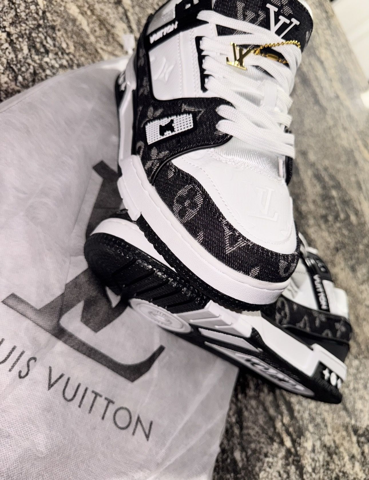 Supreme & LV Collection - Brand New (From Korea)