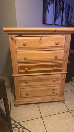 Wood Broyhill Tall boy / cajonera  madera / chest / dresser /