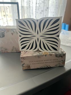 Bought these for centerpieces but never used them I have 35 boxes brand new take all for 200 or 10$ each