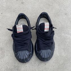 Maison Miharas Yasuhiro Blakey 