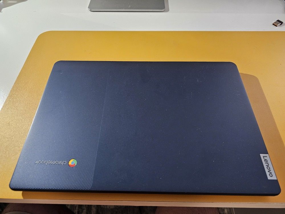 Lenovo Slim Chrome