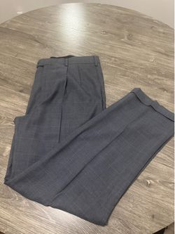 Very Good Men’s Size 34/32 “Gray” Dress Pants With White Pin Stripes