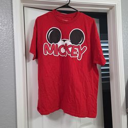 Disney vintage red XL t shirt