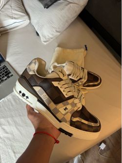Louis Vuitton Trainer Sneakers 9.5us