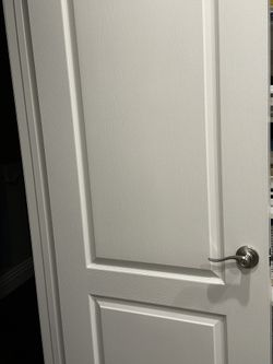 4 Hollow Core Interior Doors With Hardware