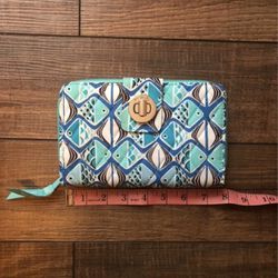 NWT Vera Bradley Go Fish Blue RFID Turnlock Zip Around Wallet Clutch Bag