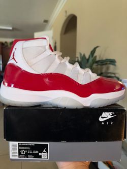 Jordan 11 cherry 12m