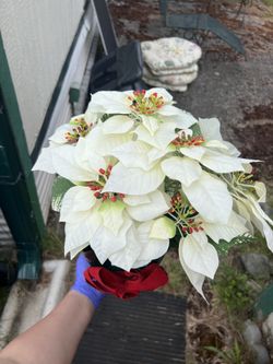 Faux Poinsettia 