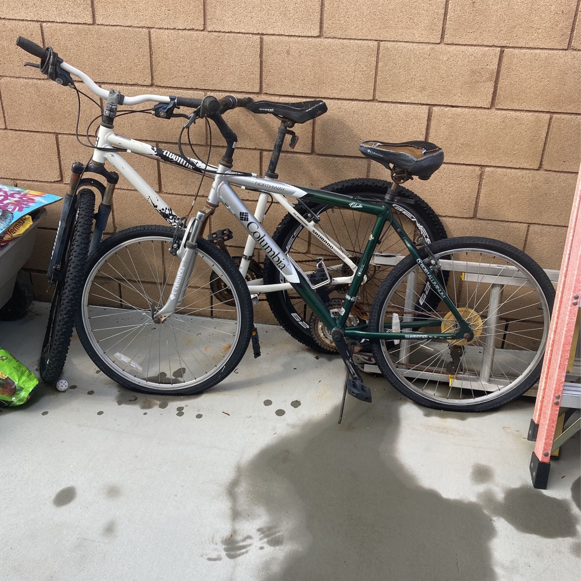 2 Shimano Adult Bicycles