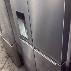 Whirlpool 4 Door Refrigerator 
