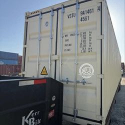 WIND & WATERTIGHT 20’ & 40’ SHIPPING CONTAINERS