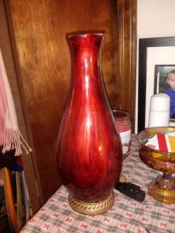 Gorgeous Red Swirled Vase