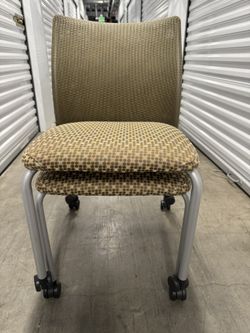 Steelcase Cachet stacking side/guest /conference chair