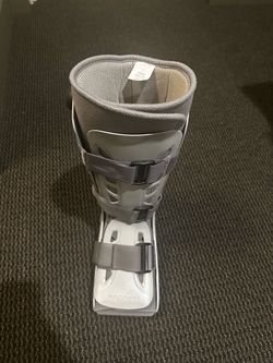 Aircast AirSelect Standard Walking Boot – Size Large