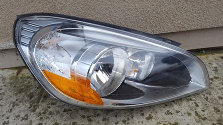 11 12 13 2011 2012 2013 VOLVO S60 RIGHT PASSENGER HEADLIGHT HEAD LIGHT LAMP OEM 31299999
