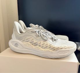 Curry 11 $45 obo