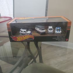 Hot Wheels Cars & Truck Set