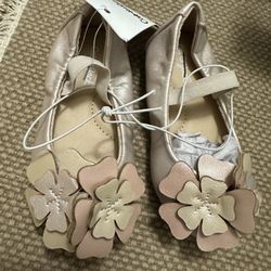 Rose Gold Flowery Flats Shoes Girls Toddler Size 5 Cat & Jack