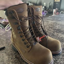 brunt boots size 9