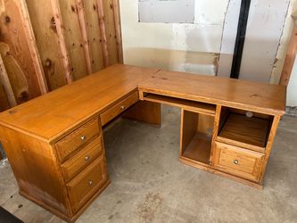 Free oak L shaped desk
