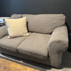 Loveseat - Leather/couch Cover