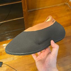 Yeezy Knit Rnr ‘Stone Carbon’ Size 7