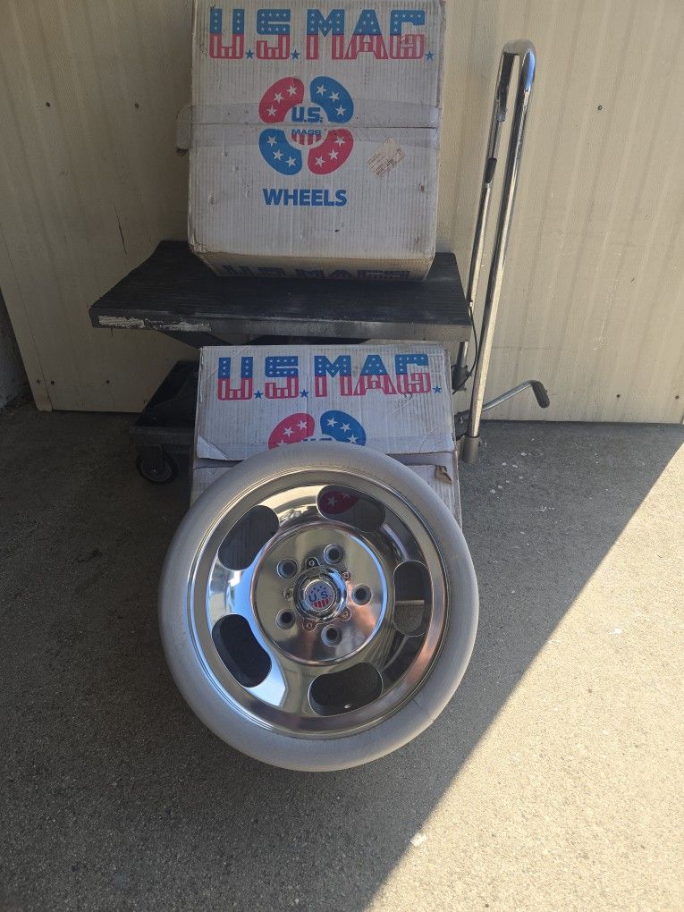 NIb Polishef US Indy Mag 15x5 Chevy Wheels