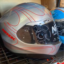 New Silver Red Dot Motorcycle Helmet $80 On Sale 