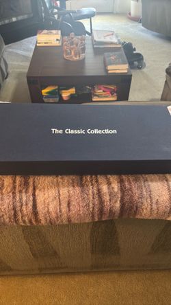 Classic collection wooden chest set